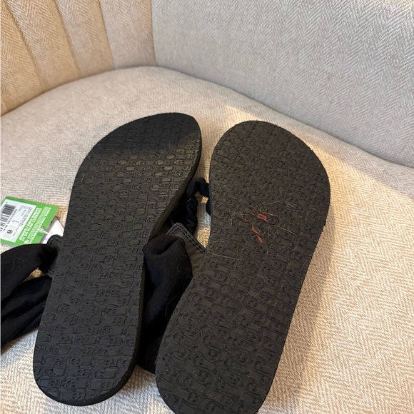 NWT Sanuk Black Yoga Slinglet Sandals - Picture 5 of 5